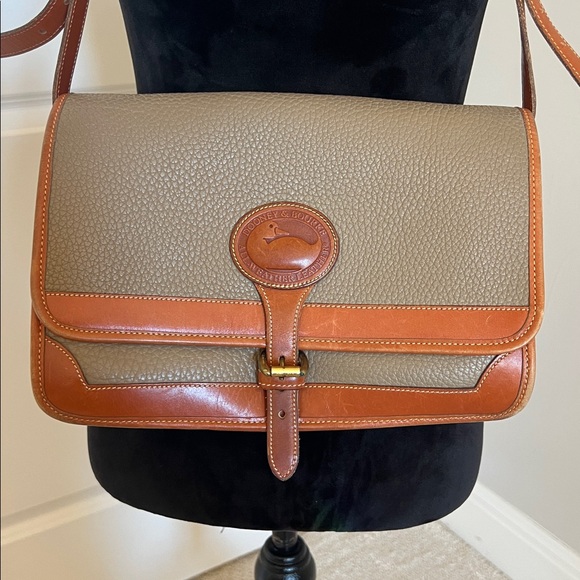 Vintage Dooney & Bourke All Weather Leather Bag - Picture 2 of 9